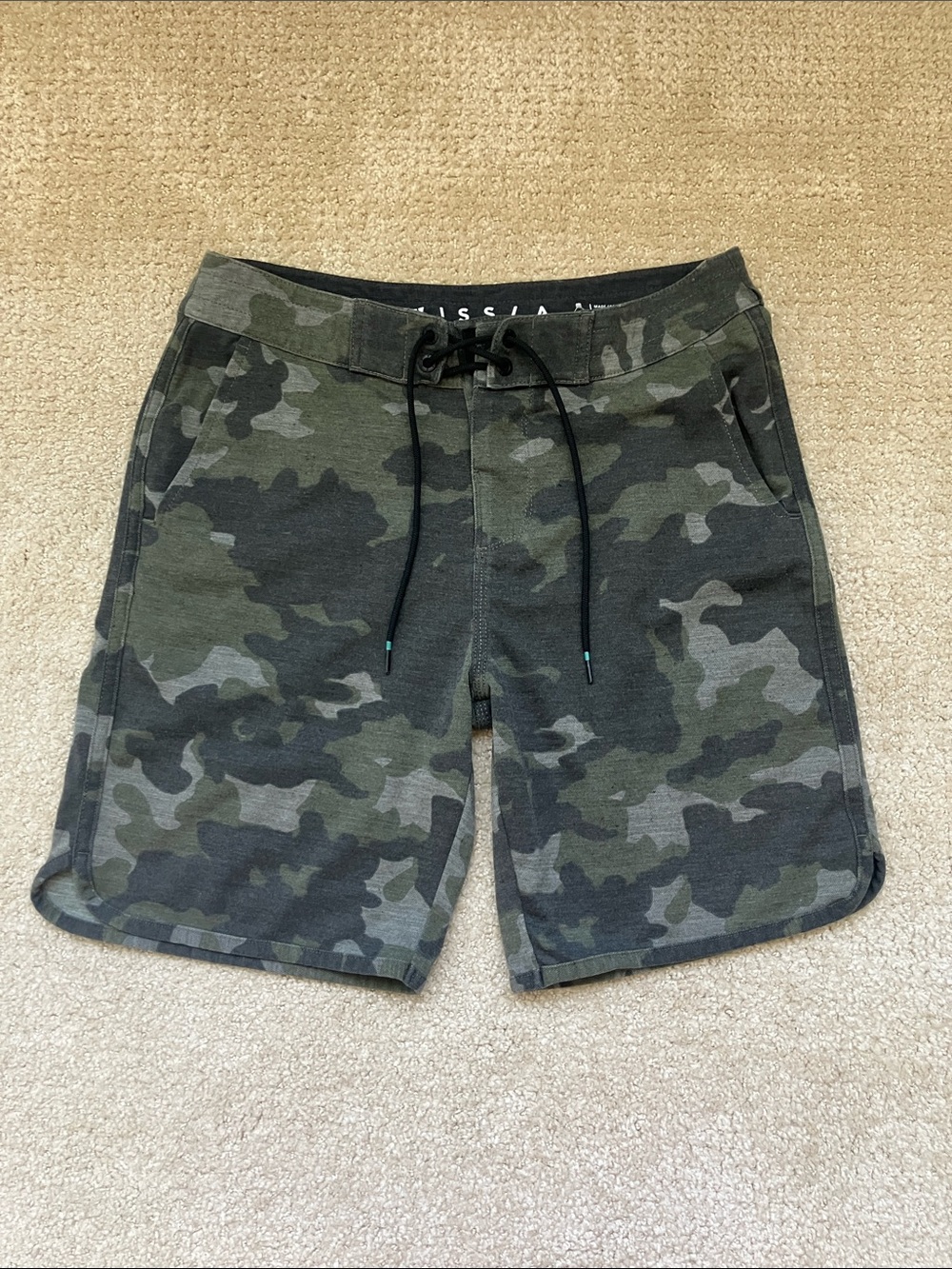 VISSLA youth Green Camo Drawstring Athletic Shorts